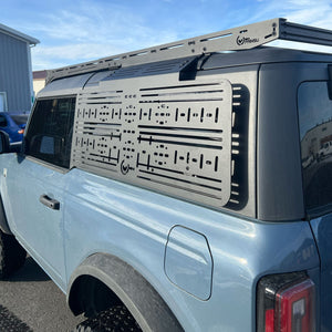Prinsu Pro accessory panel hardware on a two-door Bronco